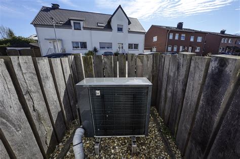 Germany tries to reassure homeowners on heating overhaul